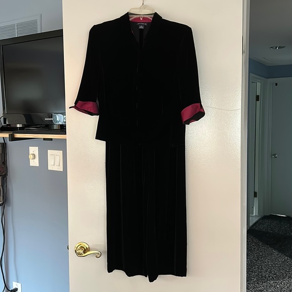 Ann Taylor velvet pant set - Picture 1 of 4